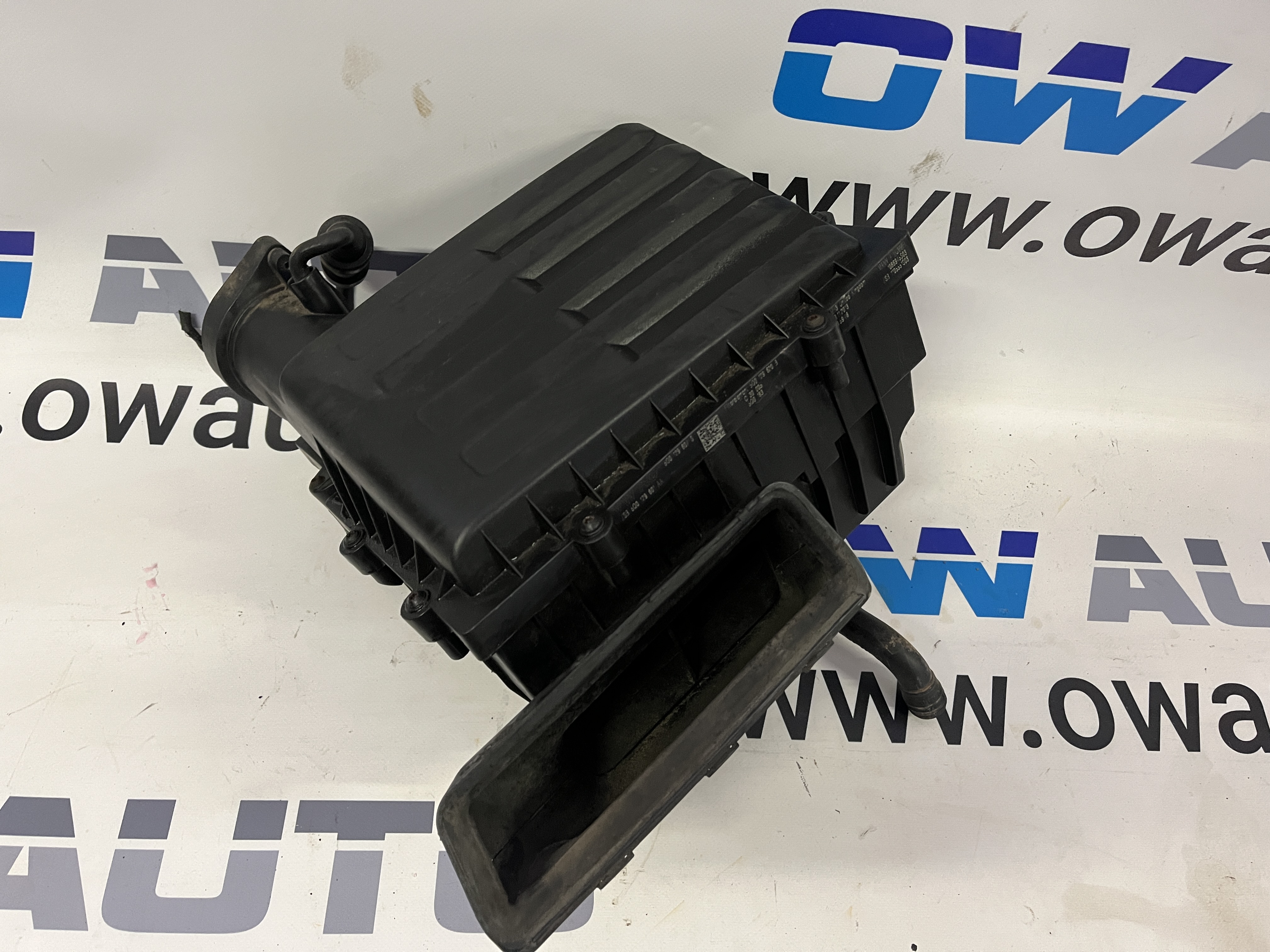 Airbox Škoda Octavia III 1,6TDI 5Q0129607S