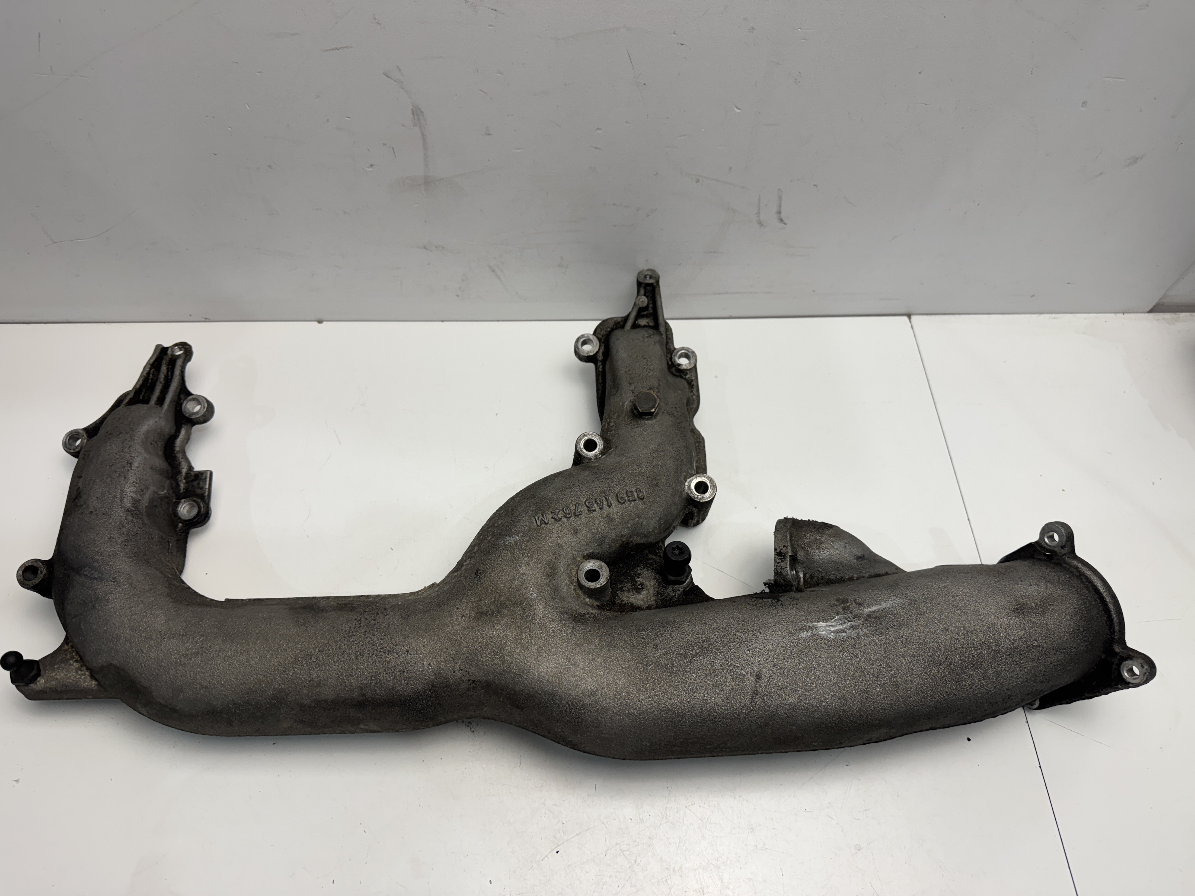 Sací potrubí Audi 3,0TDI 2,7TDI  059145762M