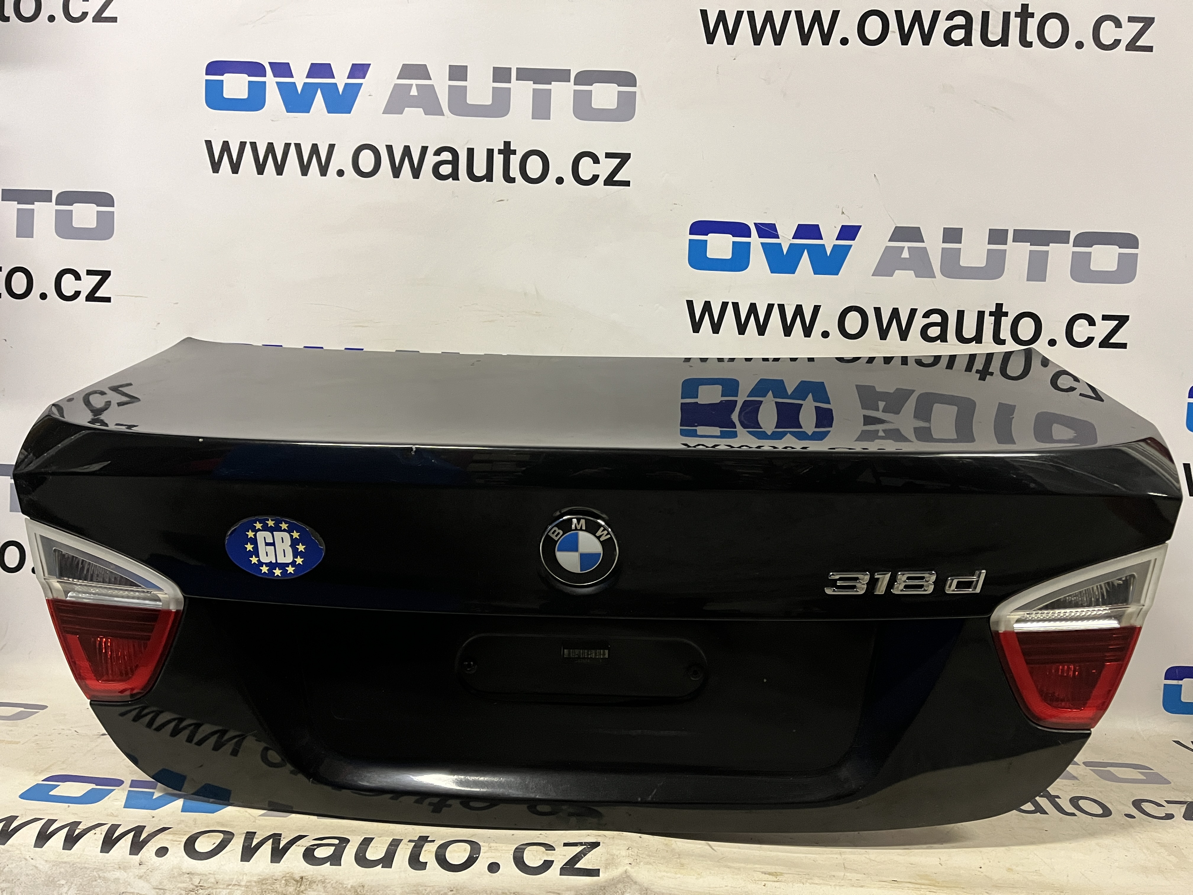 Víko kufru BMW E90 před FL, kód barvy 475