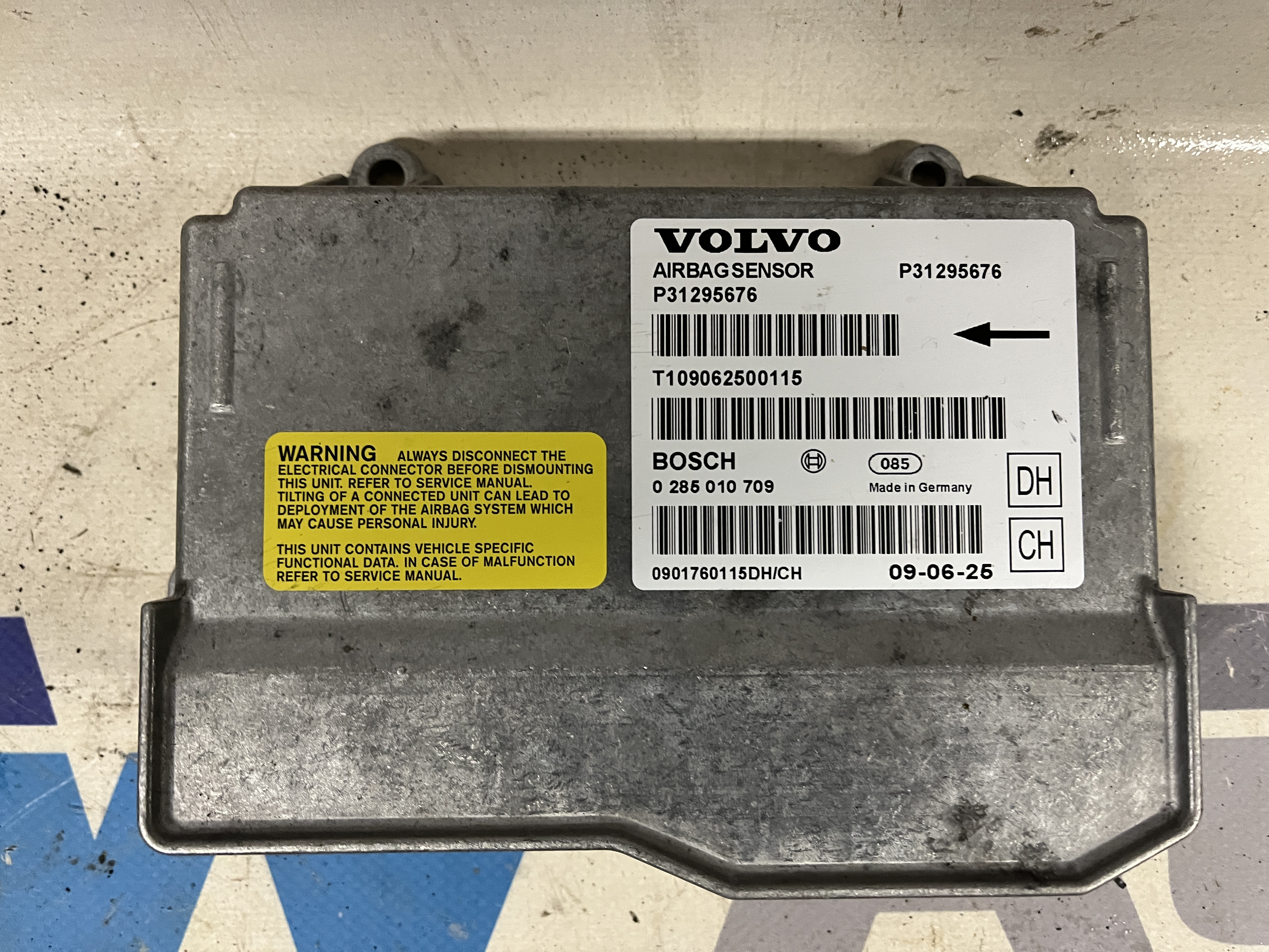 Senzor airbagů Volvo V70 P3 P31295676