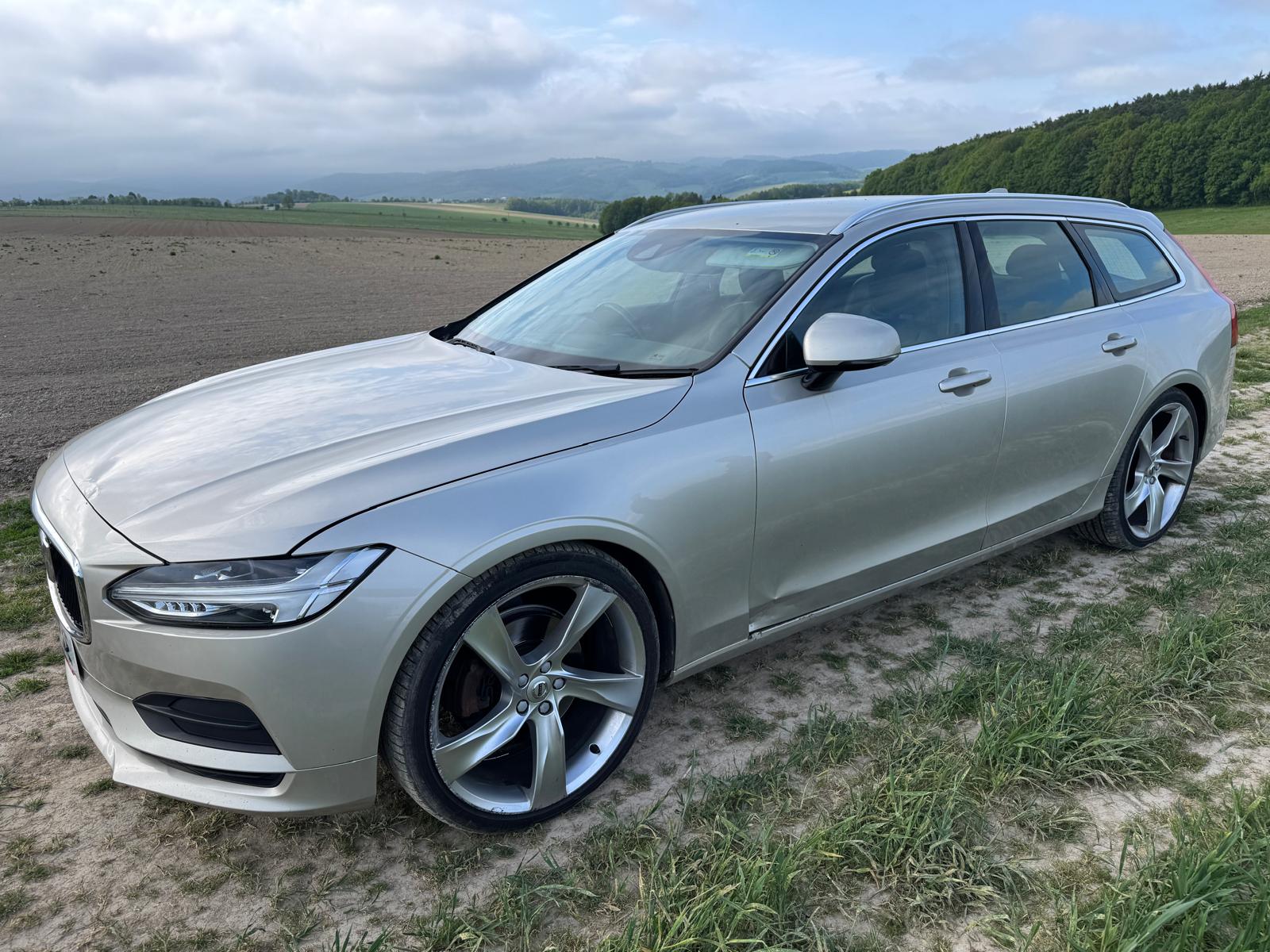 Volvo V90 II D4 2WD 2017