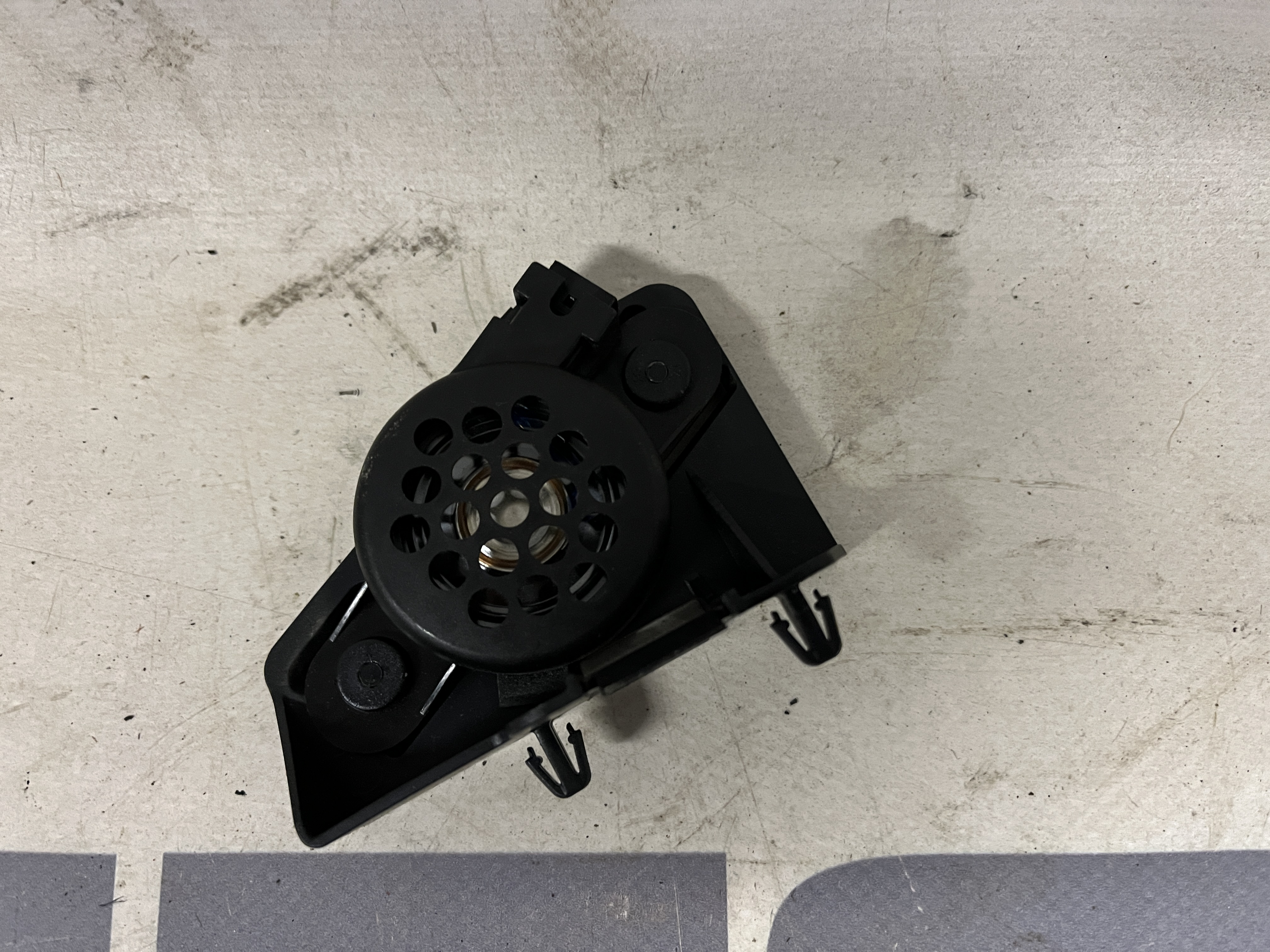 Reproduktor parkovacího asistenta VW  5K6971502A