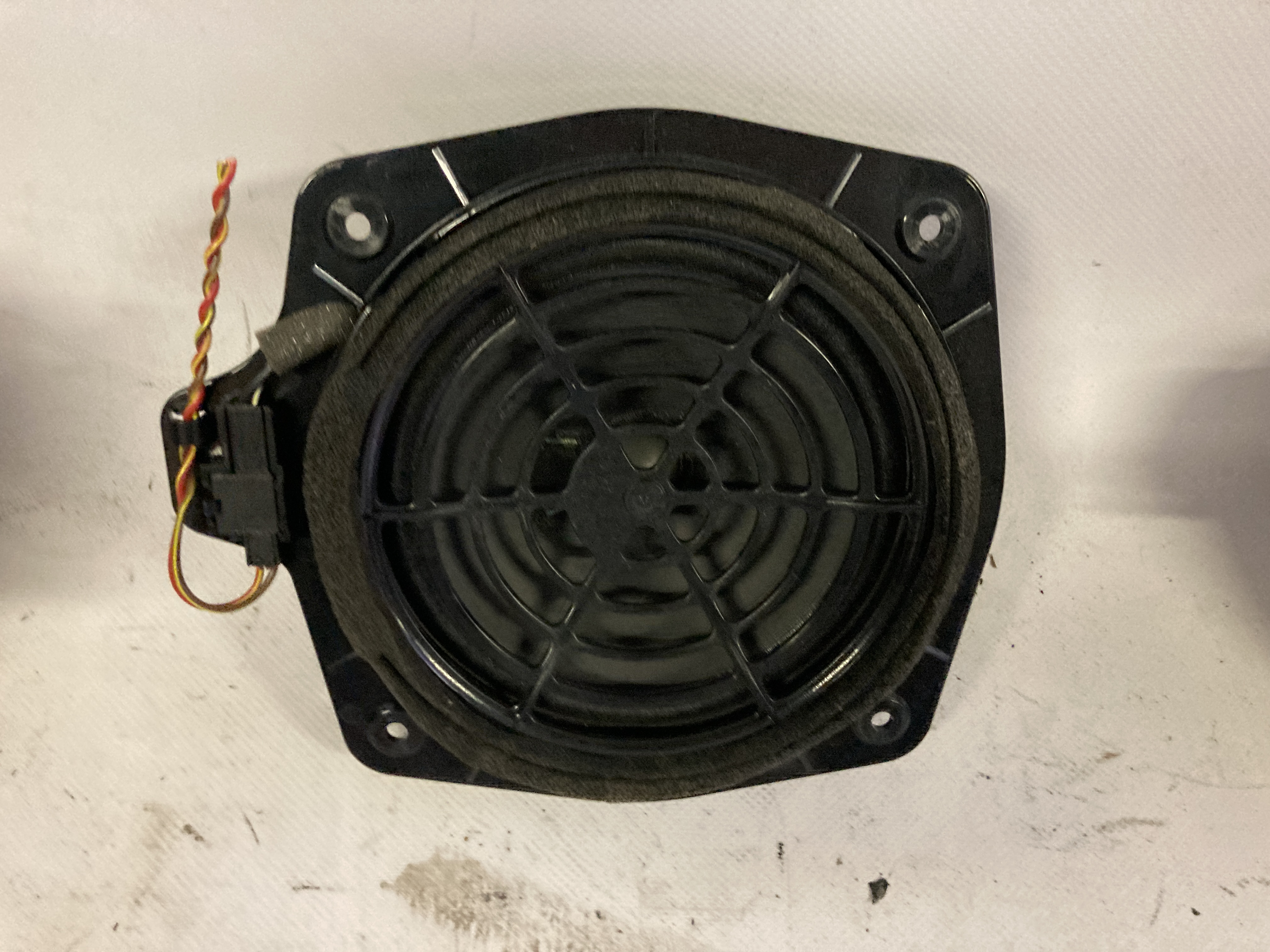 Reproduktor zadní Bose Audi A3 8P0035411B