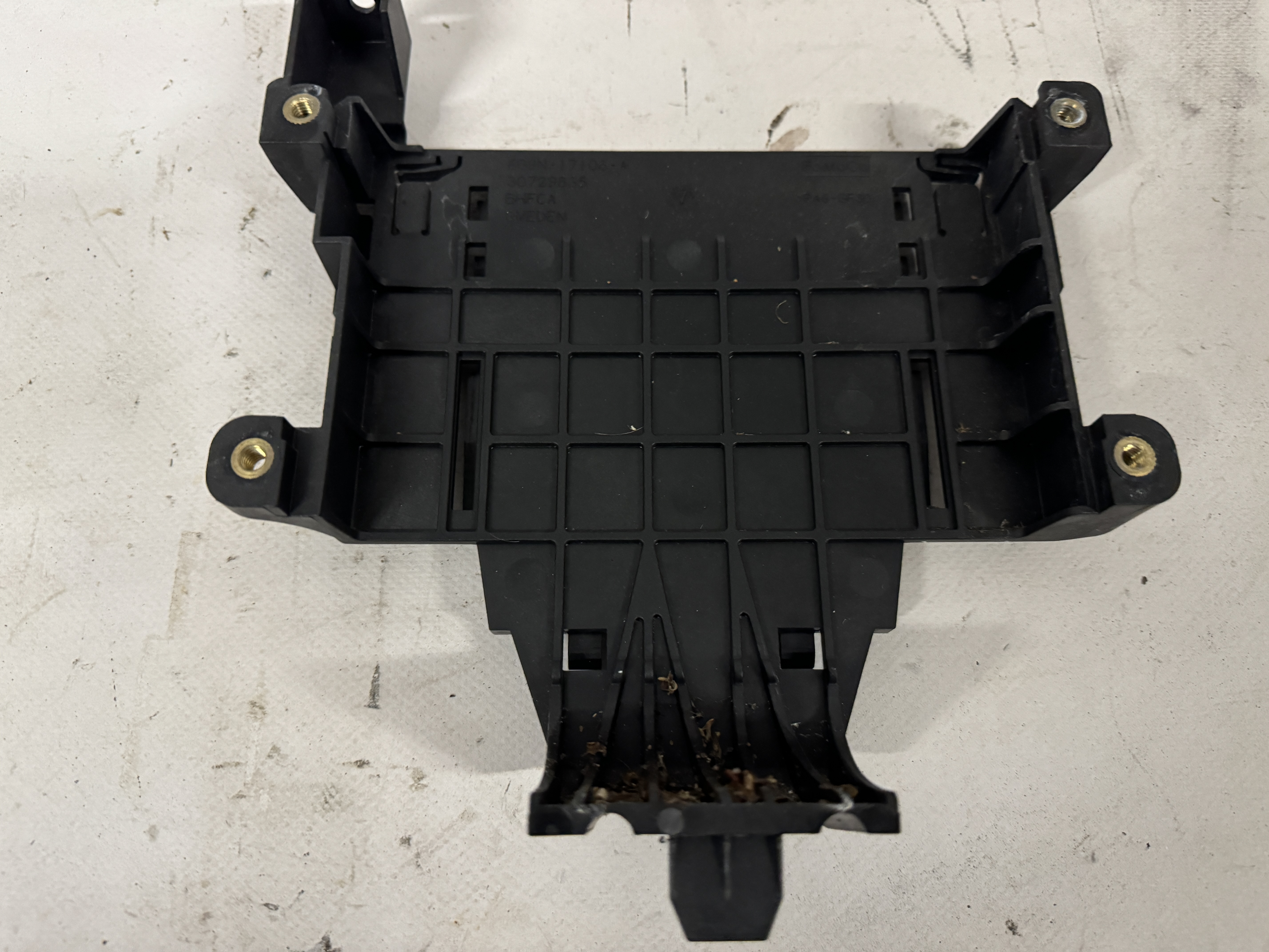 Držák řídící jednotky motoru  Volvo XC60 30729835