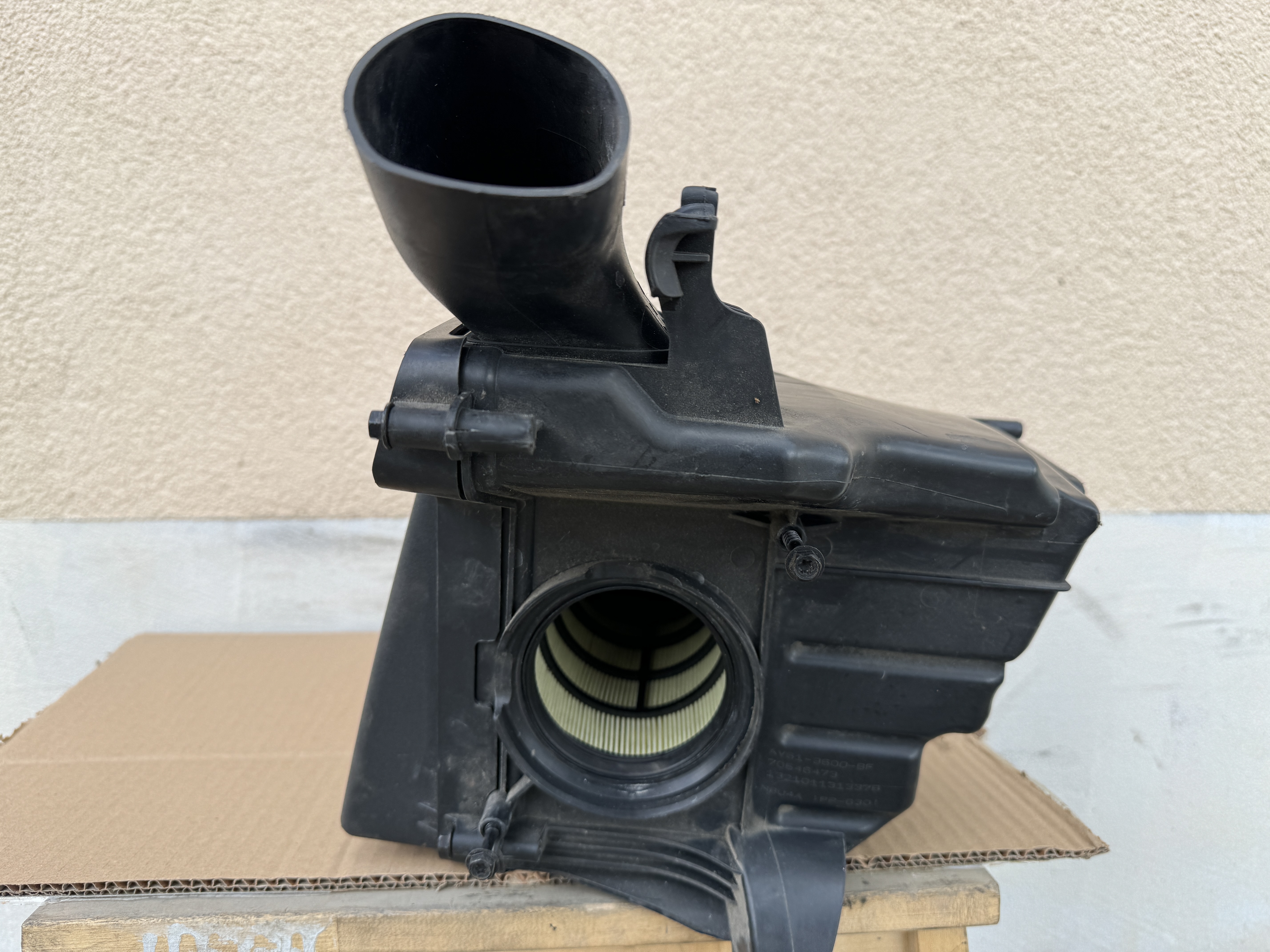 Airbox Ford Focus MK3 1,0Ecoboost  AV61-9600-BF