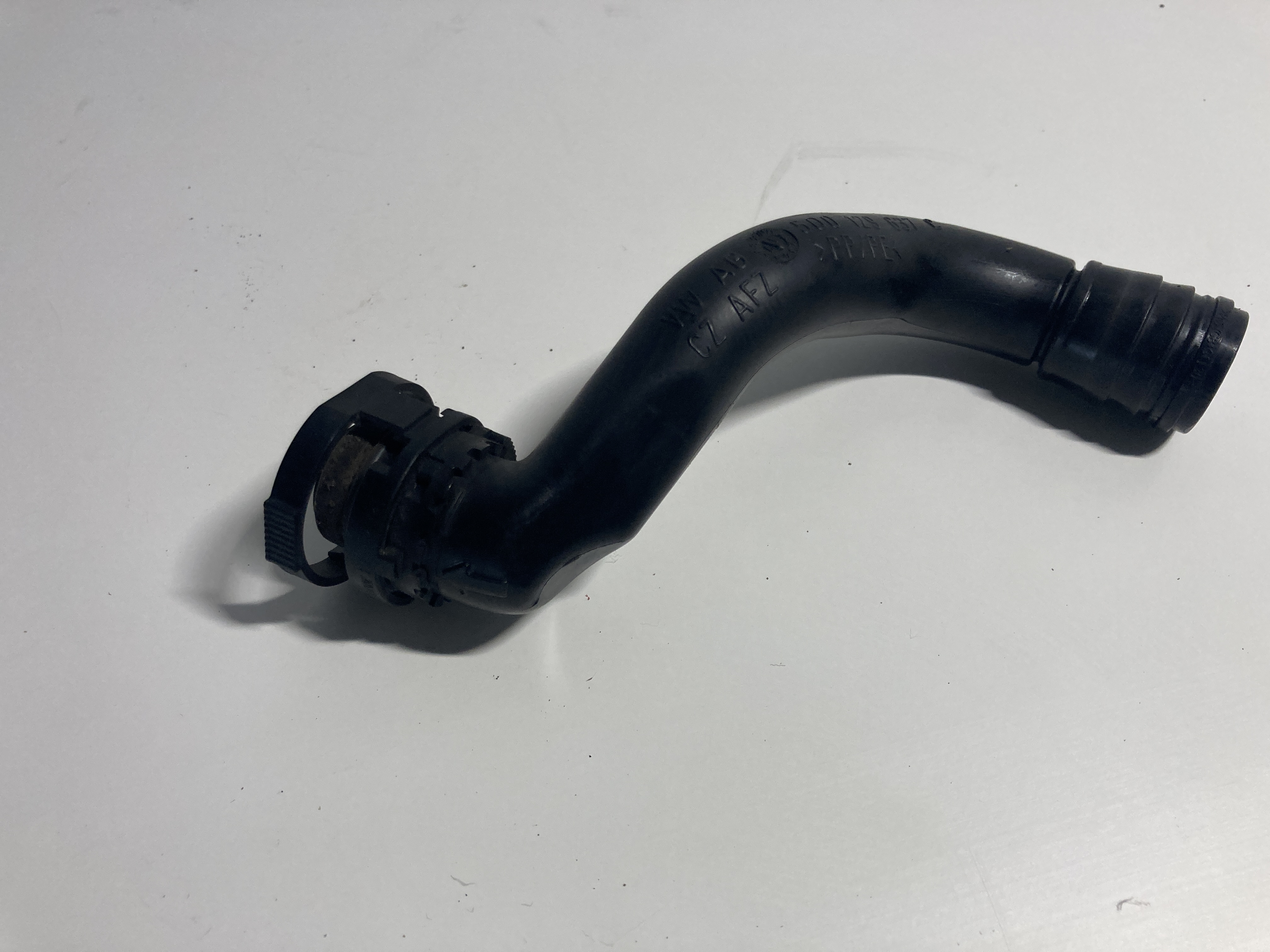 Odtok vody z airboxu 5Q0129637C