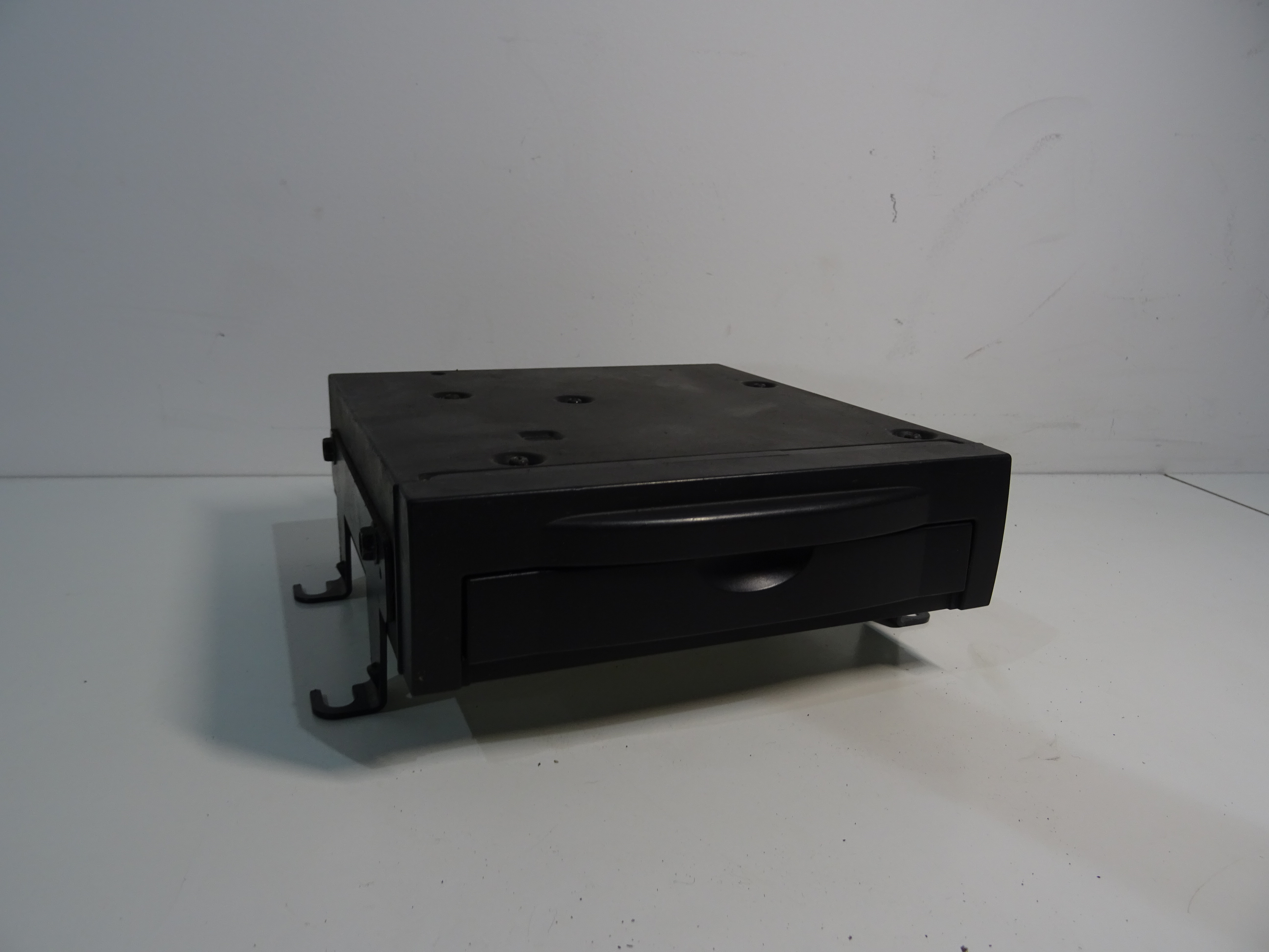 CD měnič Volvo 31215651