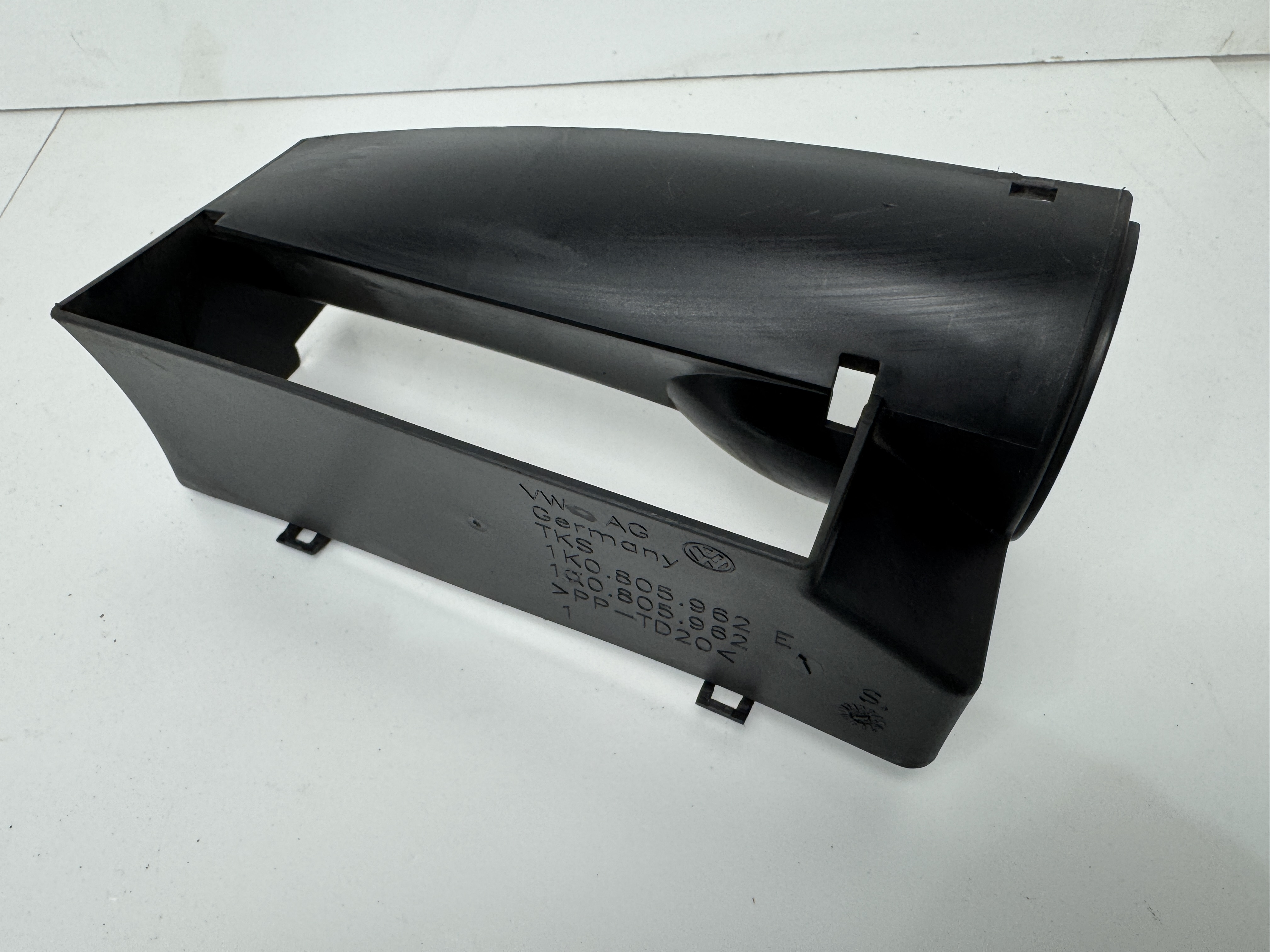 Rozvaděč vzduchu VW 1K0805962E