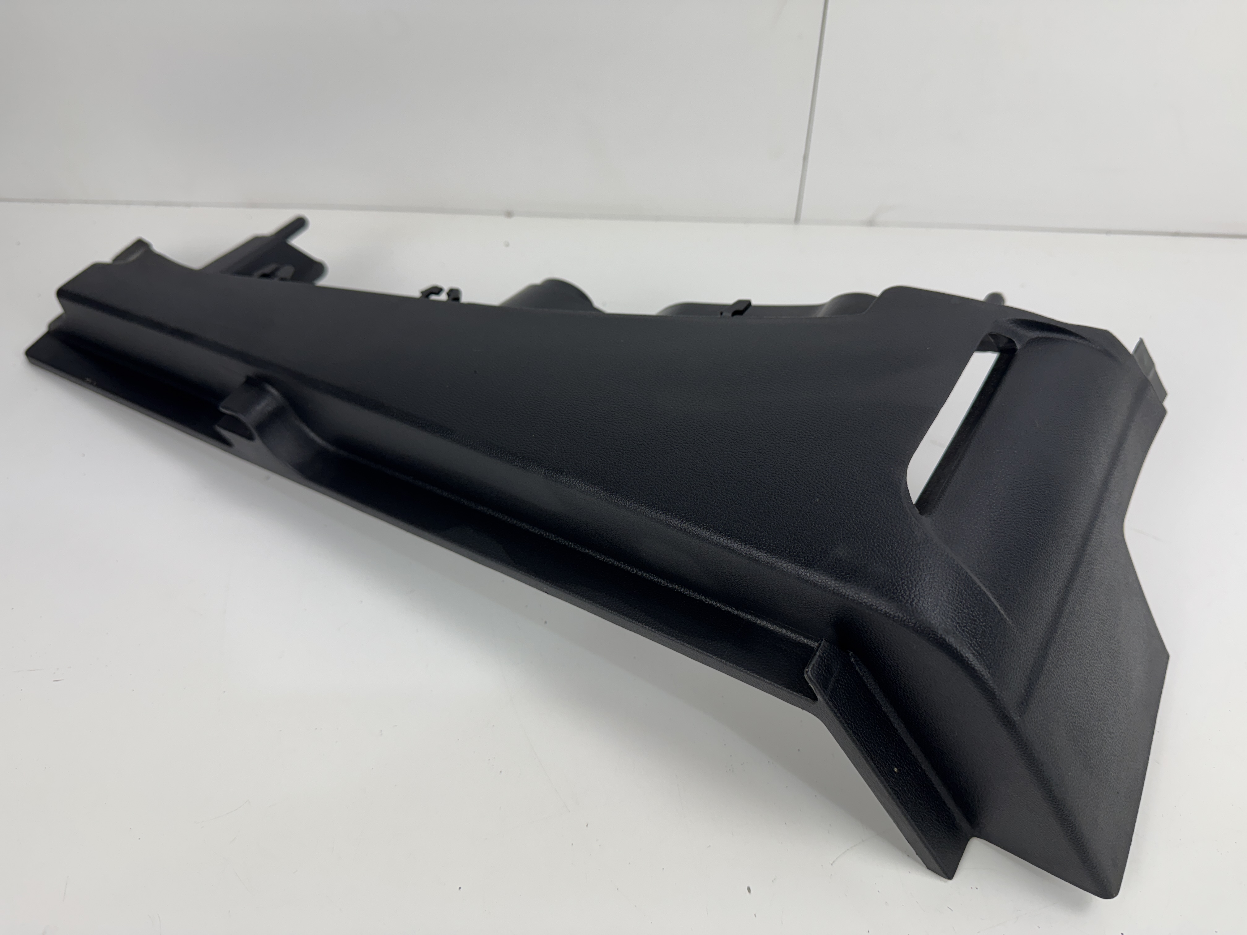 Plast kufru levý Škoda Octavia II Liftback 1Z5867761C