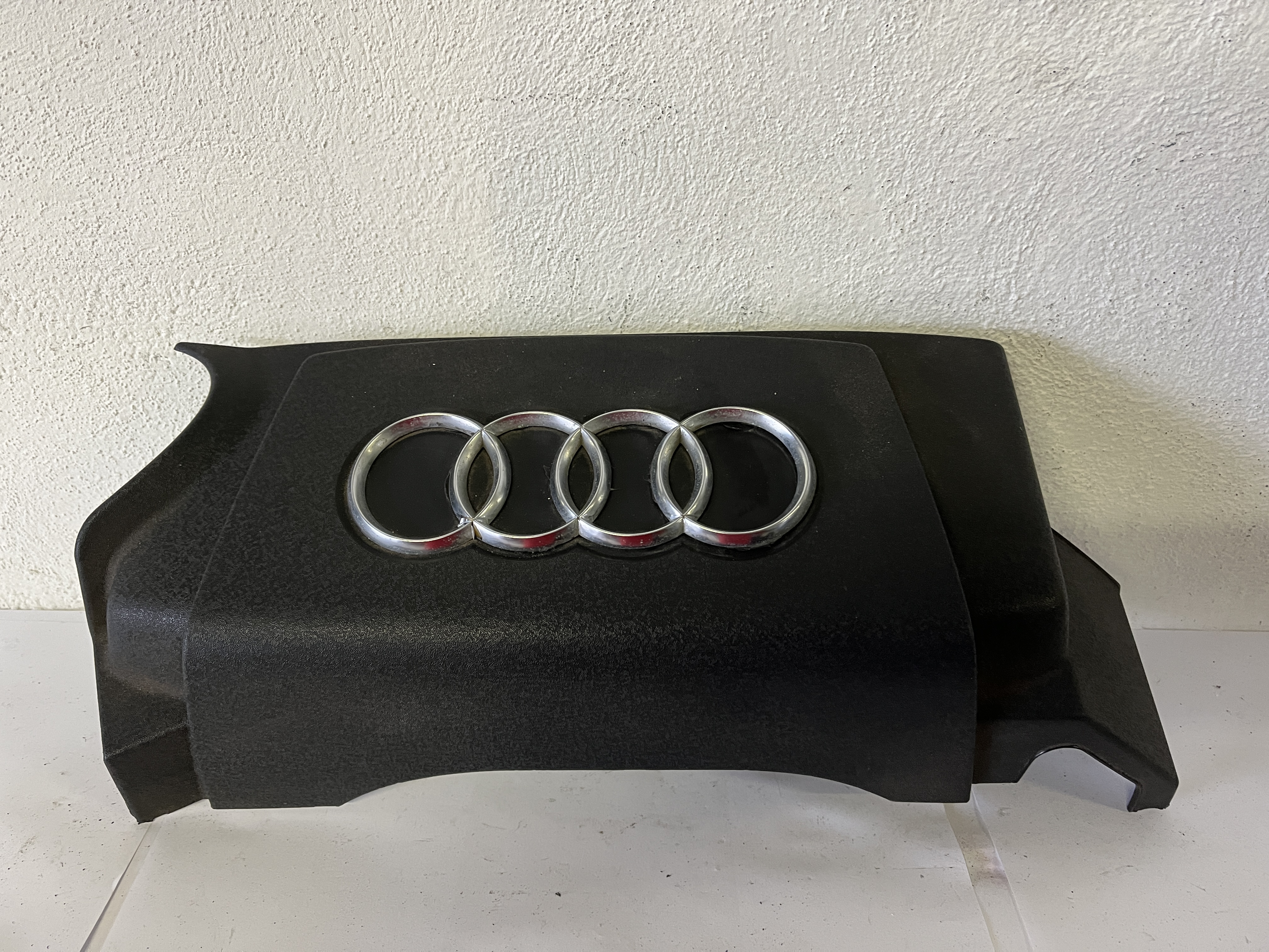 Horní kryt motoru Audi S4 B7 079103926F