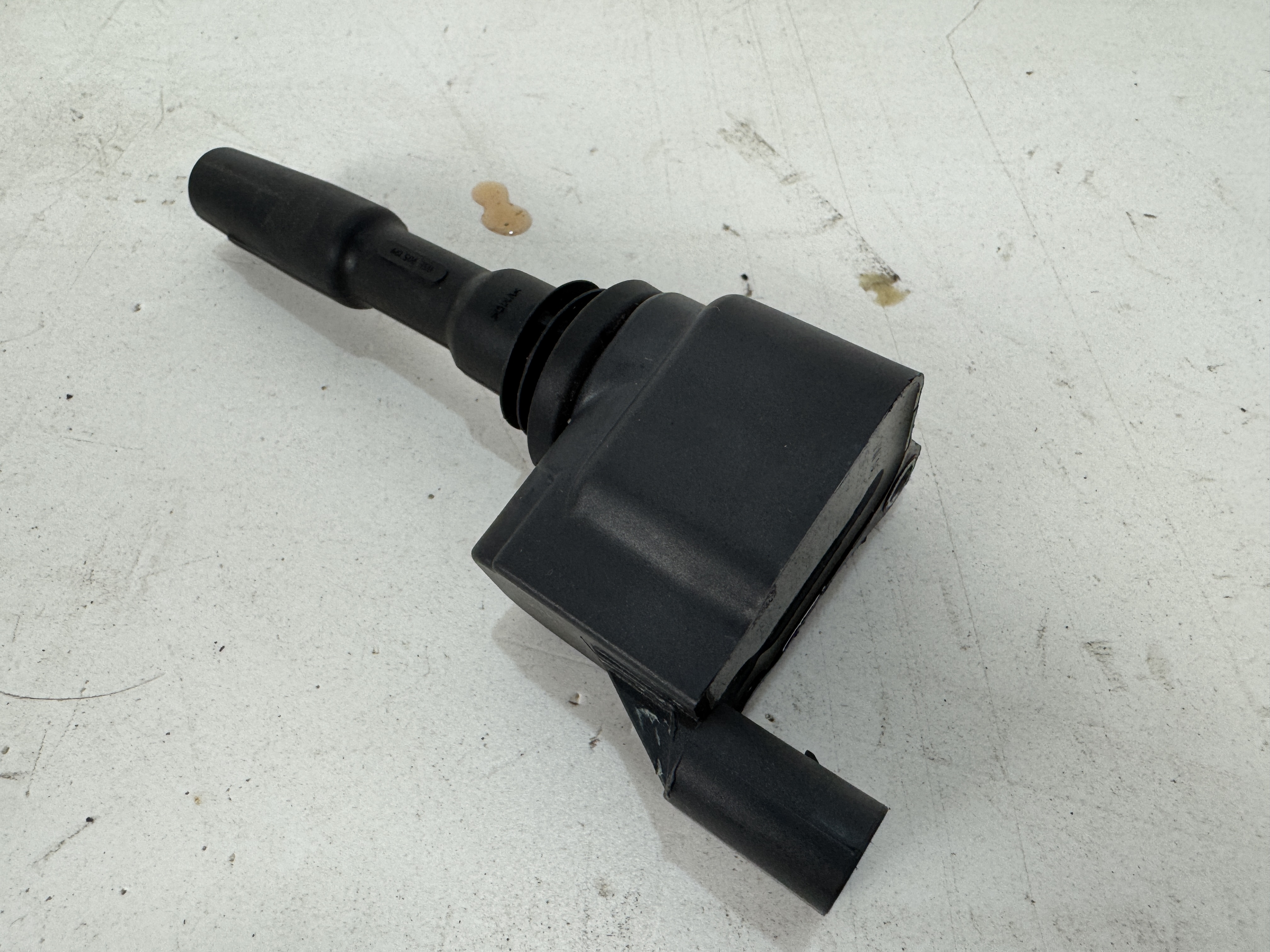 Zapalovací cívka 1,5TSI 05E905110