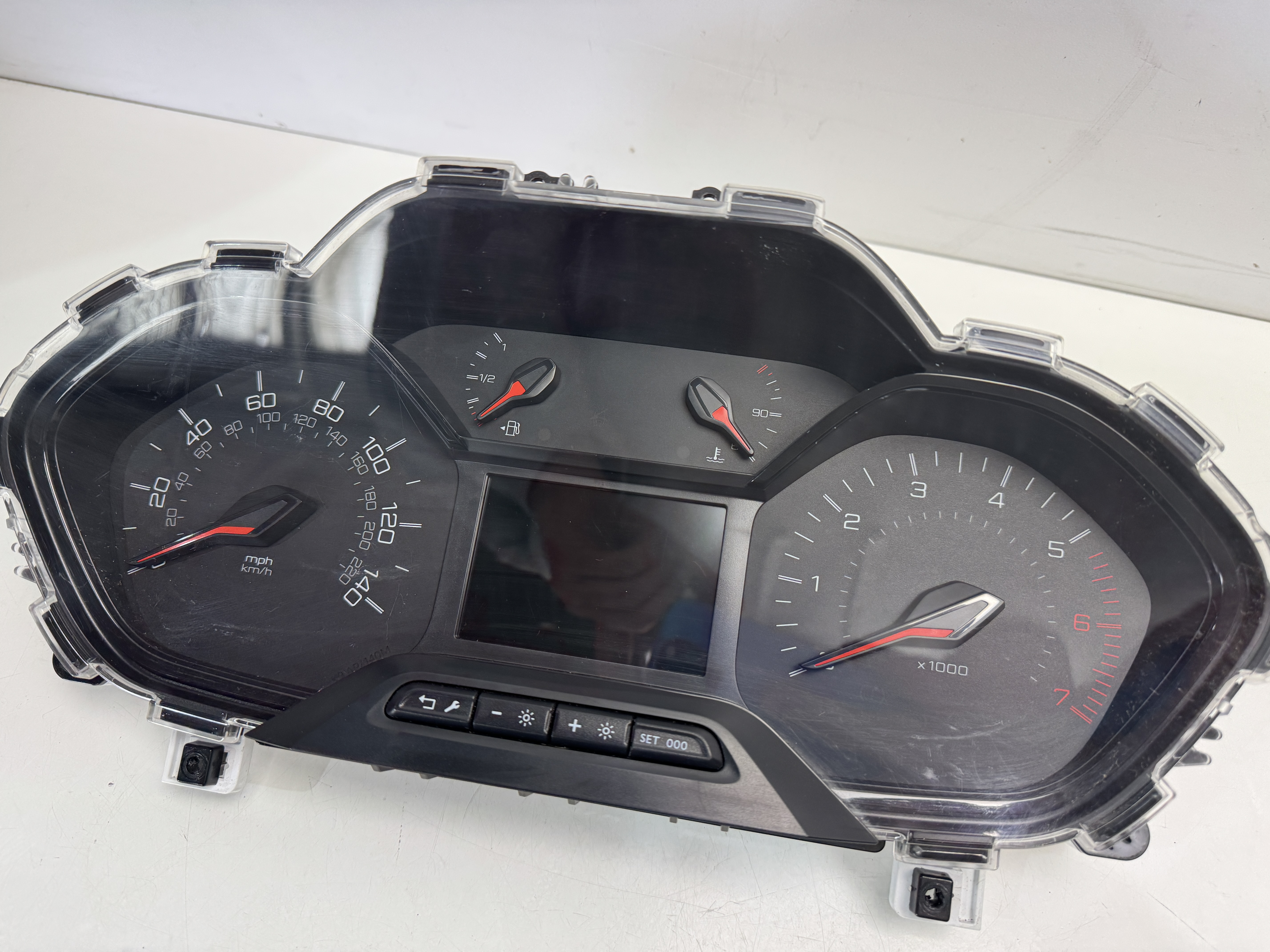 Přístrojový štít KMH, MPH Peugeot Partner III 9838096580