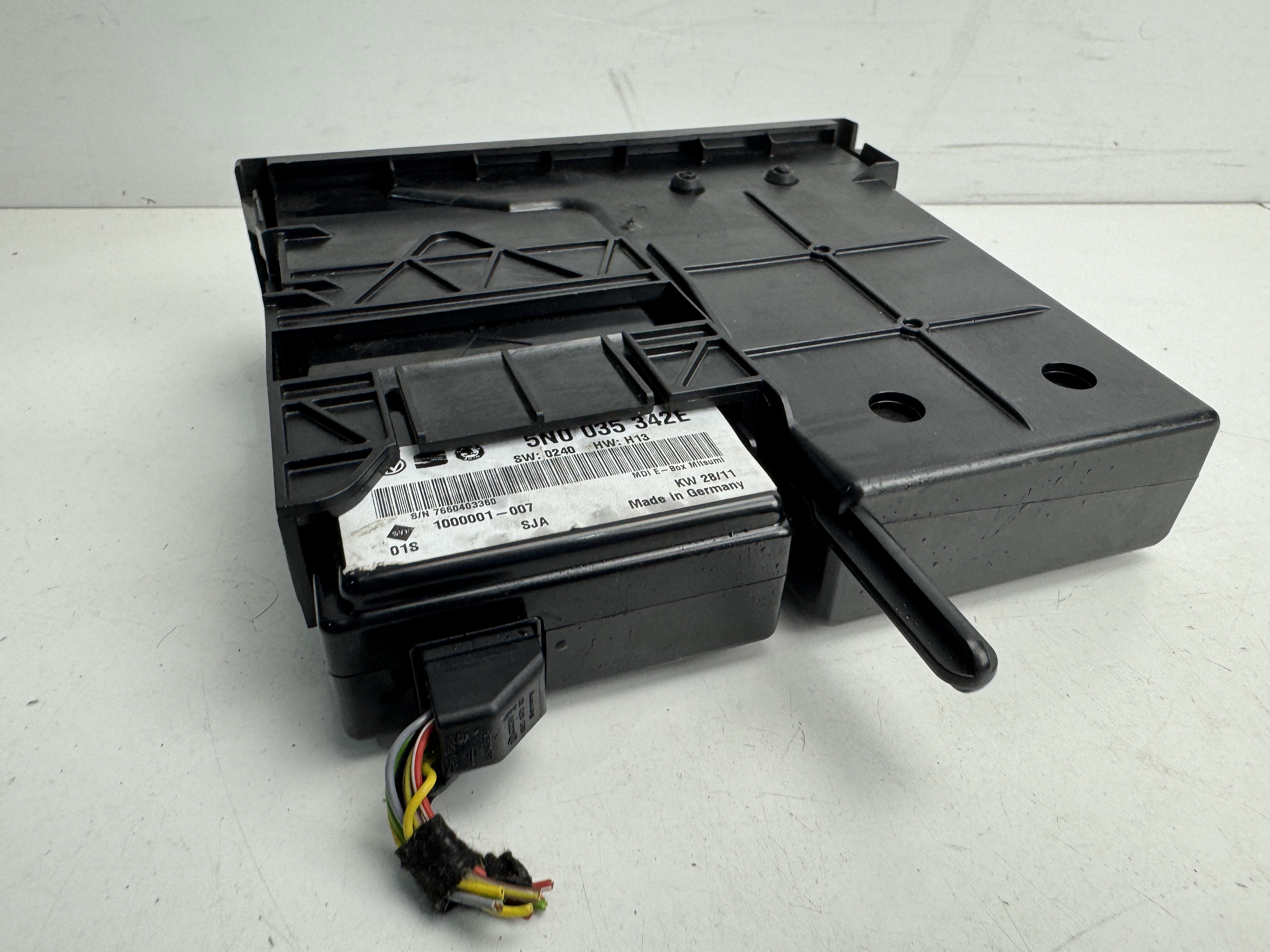 Jednotka interface + obal VW 5N0035342E