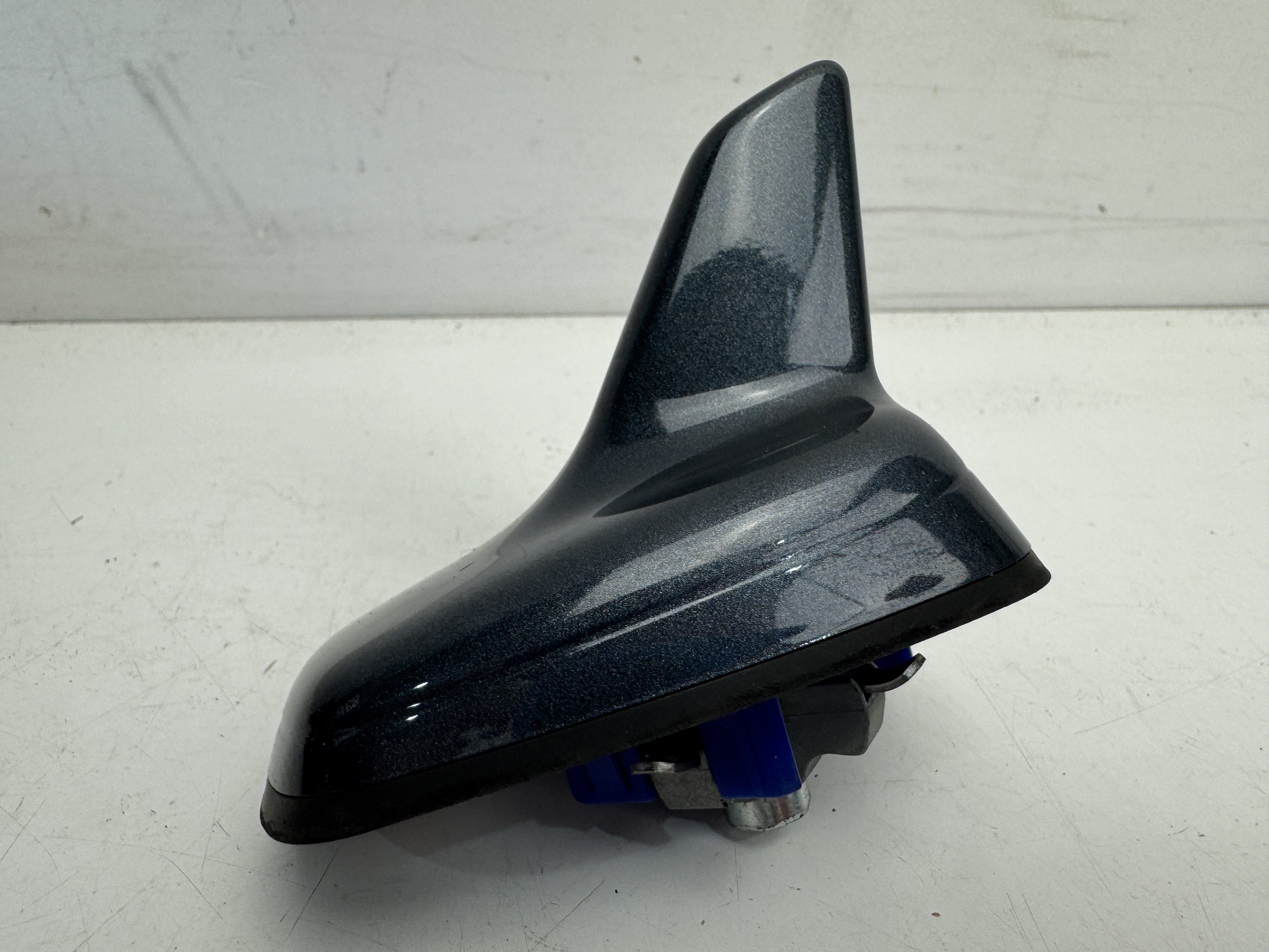 Anténa ploutev Audi A6 4G 4G0035503E, kód barvy LX5N