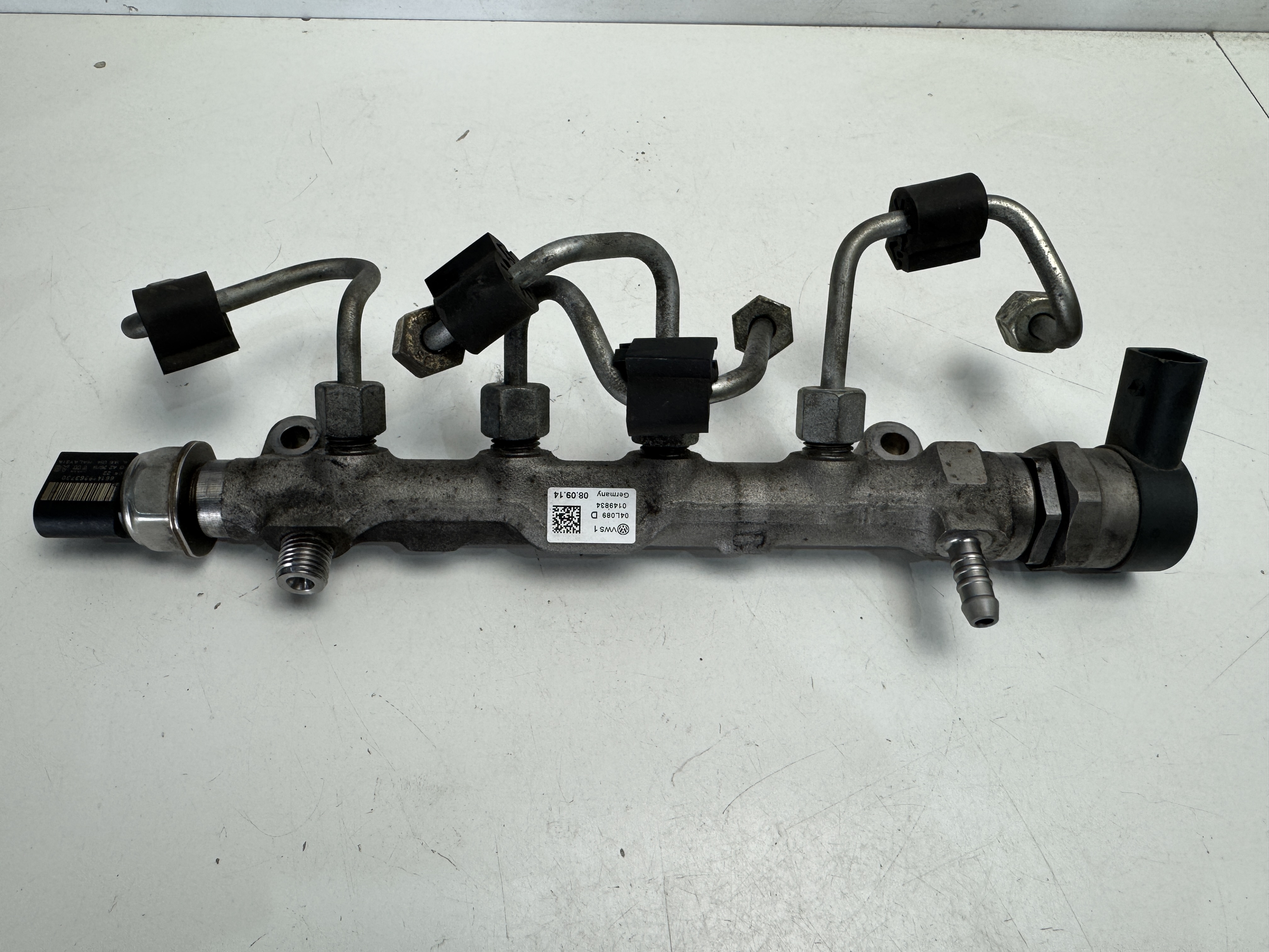 Lišta common rail Škoda Octavia III 2,0TDI 04L130089D