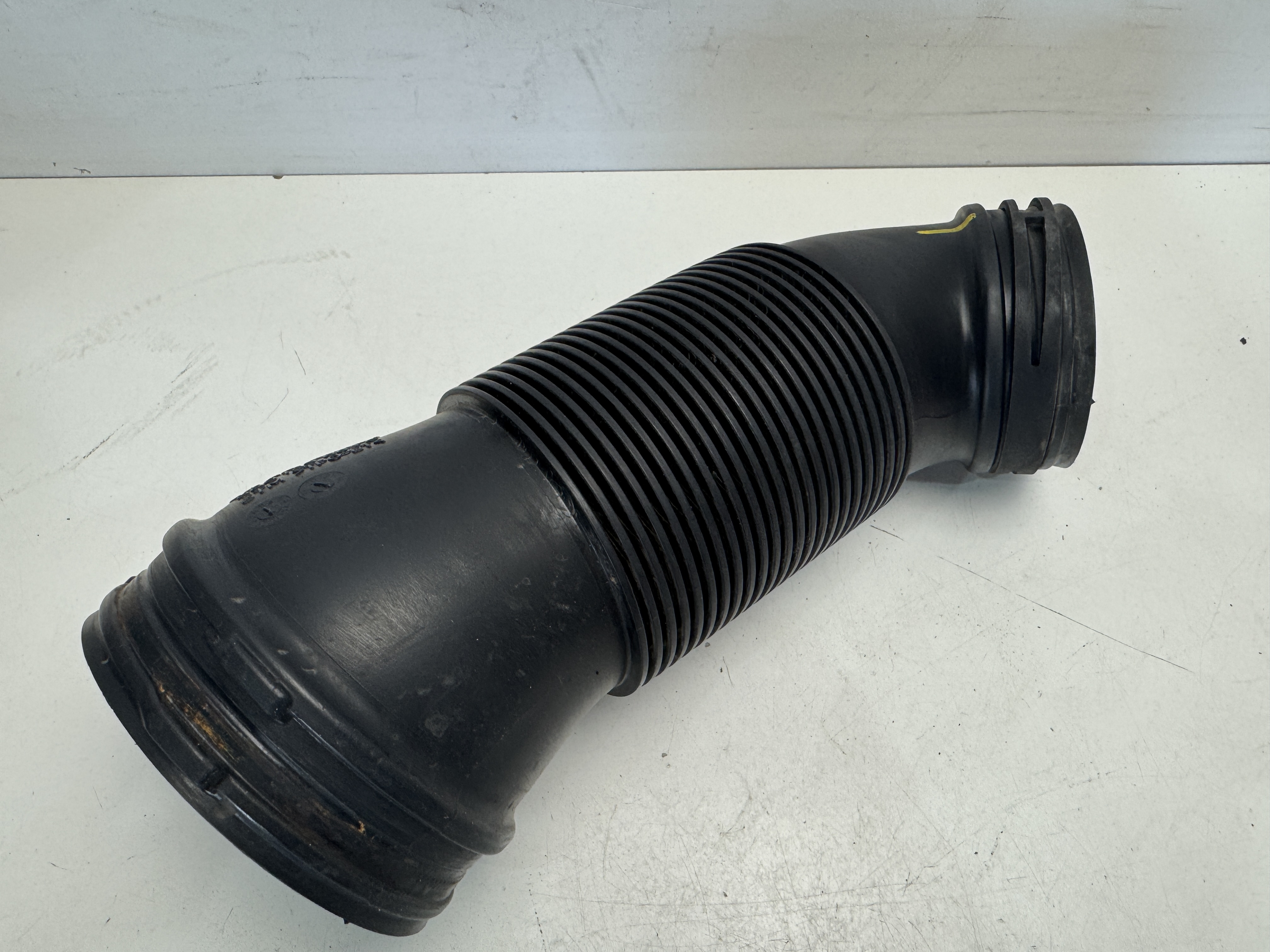 Sací potrubí VW 5Q0129684C
